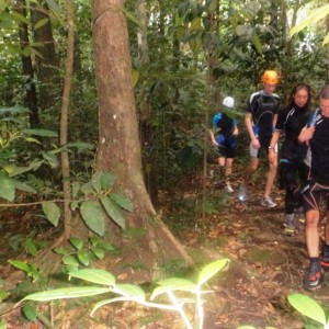 marche d'approche canyoning Guadeloupe