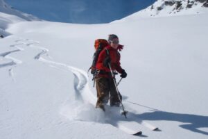 ski-de-randonnee-journee-perfectionnement-03-1024x682