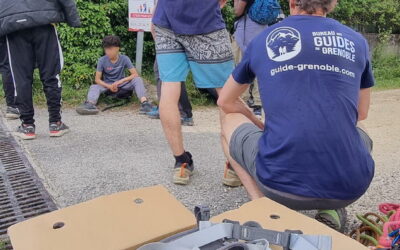 Des harnais Petzl Corax pour encadrer les Jeunes en Montagne